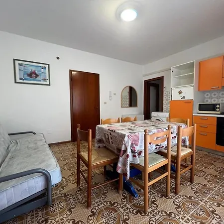 Apartment Flat Next To The Sea In *